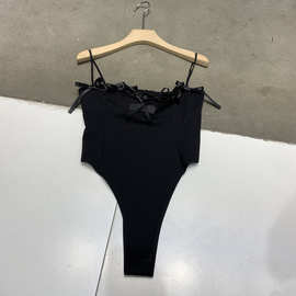 22夏季丝带蝴蝶结装饰甜酷暗黑风显瘦三角连体吊带背心女c2#6258