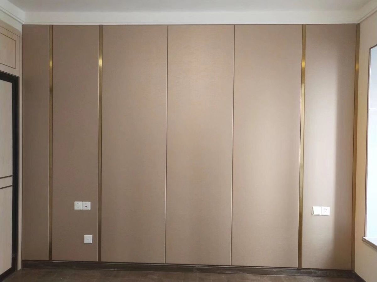 电视硬包背景墙床头轻奢客厅卧室简约现代沙发高档软包背景墙