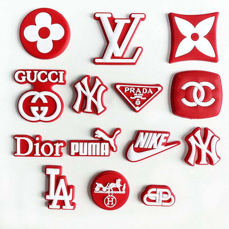 【大牌logo】奢侈品潮牌croc洞洞鞋diy配饰pvc鞋花鞋扣鞋带扣饰品