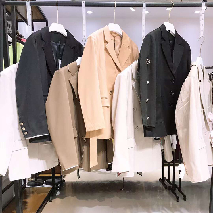 2021秋职场高品质炸街款milimili小西装休闲通勤外套实体批发尾货