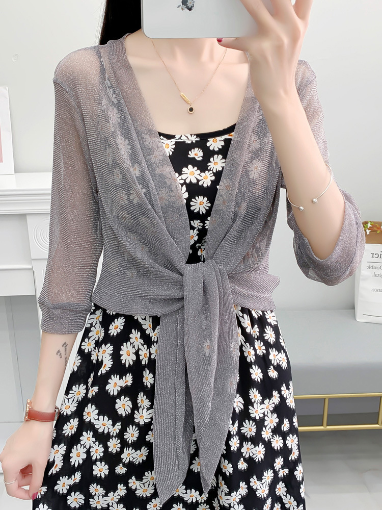 中袖连衣裙搭配