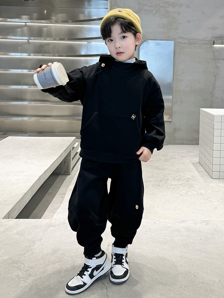 Boys Spring Clothing Sweater Suit 2024 New Western Style Cool Handsome Stylish Children Boys Spring Sports Big Children Two-Piece Suit