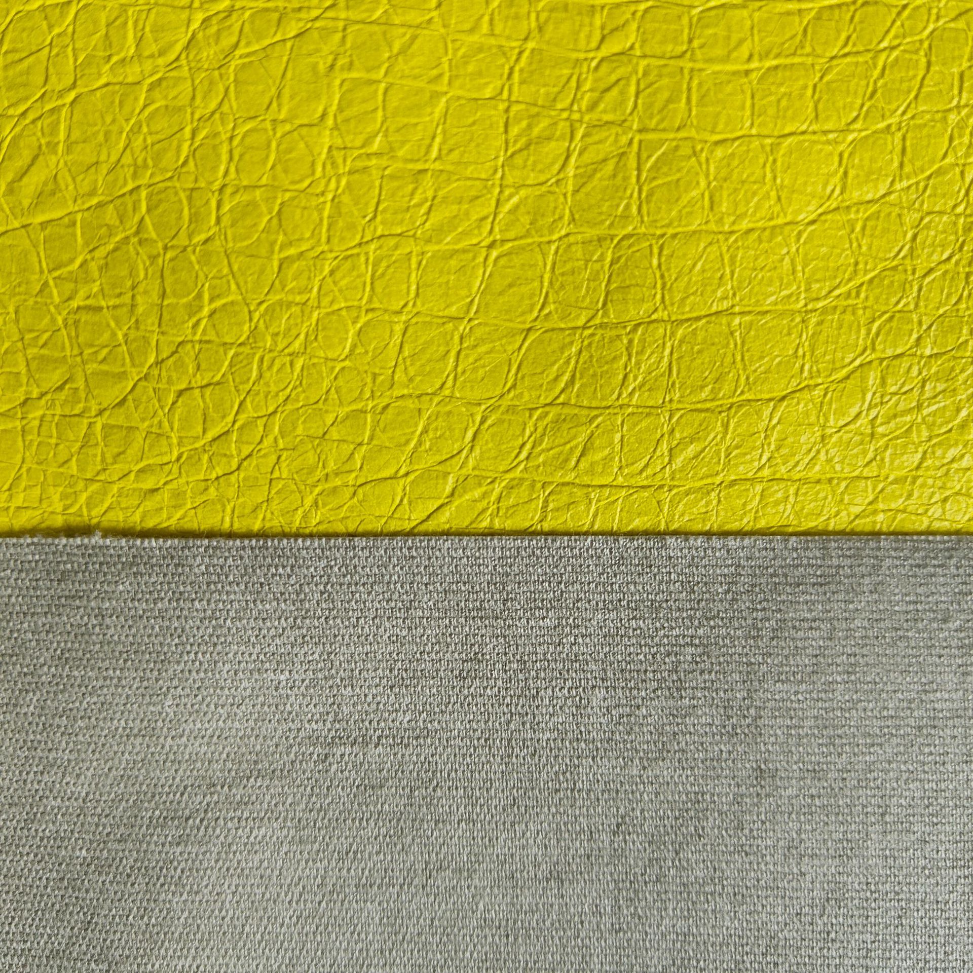 仿皮革男女装时尚面料适用于男女装上衣外套皮衣皮裤包臀短裙面料