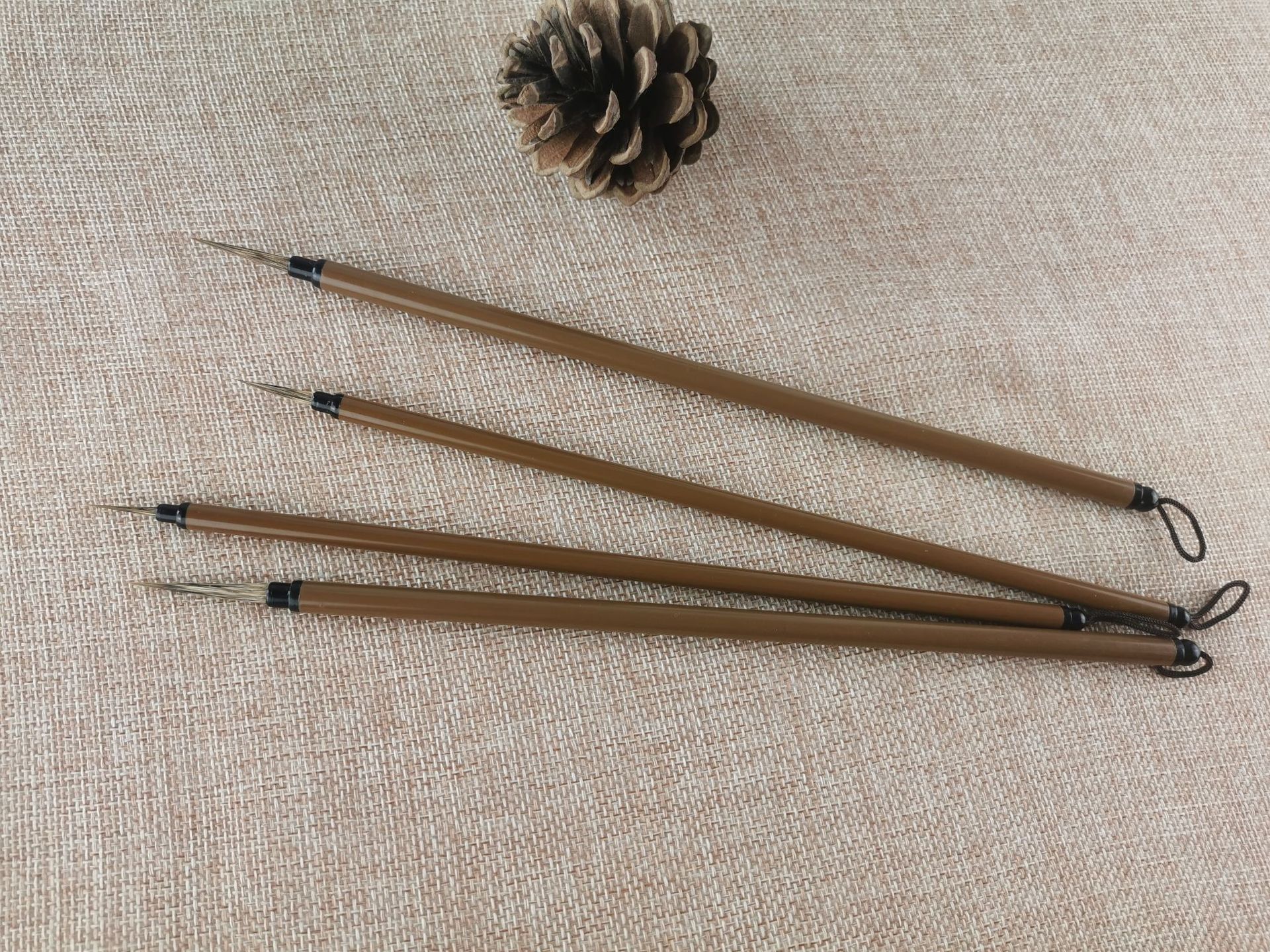 墨雅轩大中小叶筋笔 精细石獾勾线毛笔 小圭笔山水国画点眉描绘笔