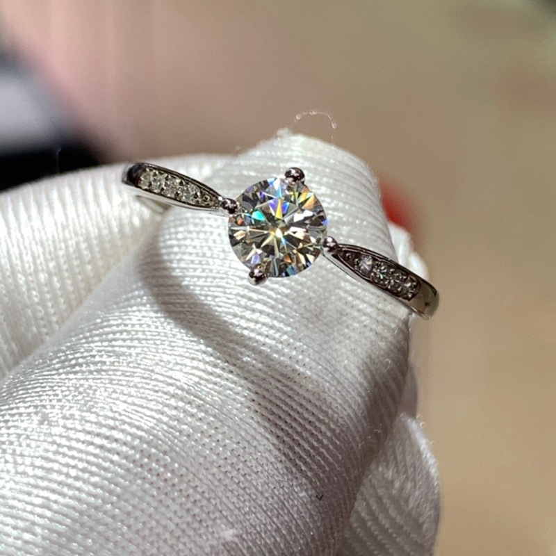 5ct莫桑钻戒指配送gra证书黑卡50份0.5钻戒s925银镶嵌直播货