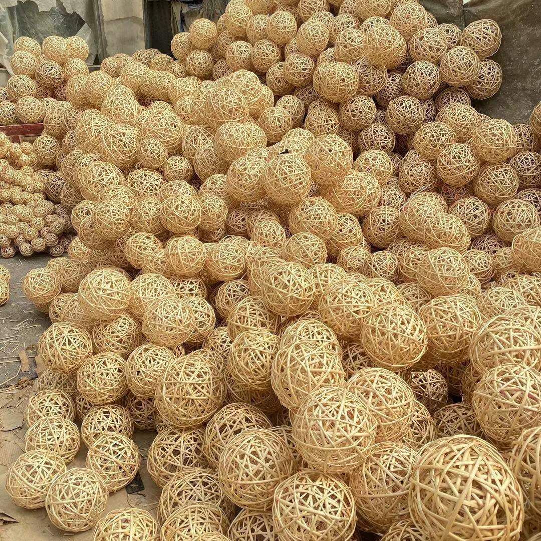 厂家藤球柳条编织球彩色装饰球走廊商场幼儿园柳球装饰挂饰柳藤球