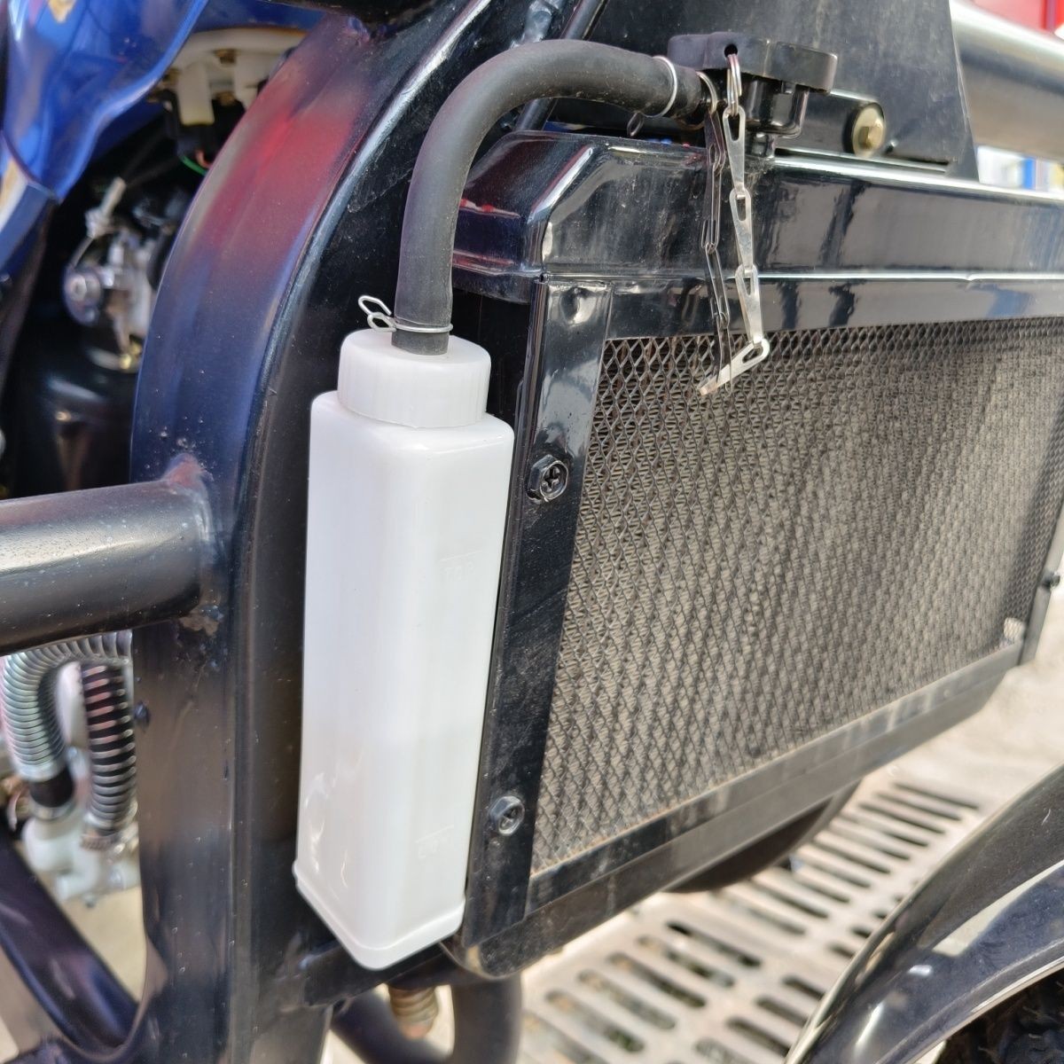 三轮车溢水壶 宗申福田隆鑫万虎摩托车水箱副水壶胶水桶 溢流壶