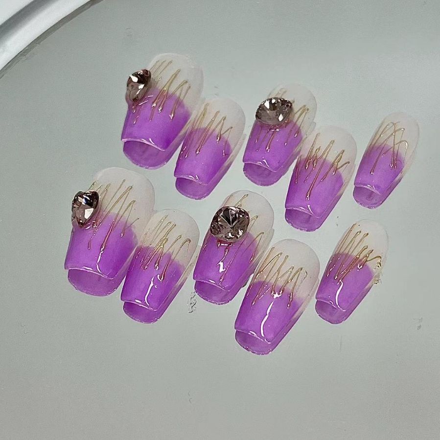 Internet Celebrity Manicure Handmade Wear Nail Contrast Color Hot Girl Scenery Smooth Sweet Cool Fake Nails Niche Temperament Nail Tip Wholesale