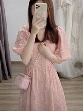 法式温柔风泡泡袖粉色连衣裙2024夏季小个子减龄收腰显瘦粉色长裙