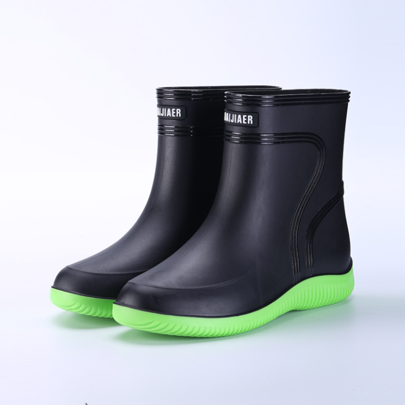 New Black plus Velvet Stylish Water Shoes Wholesale Men's Waterproof Non-Slip Car Wash Fishing Mid-Calf Plastic Rain Boots