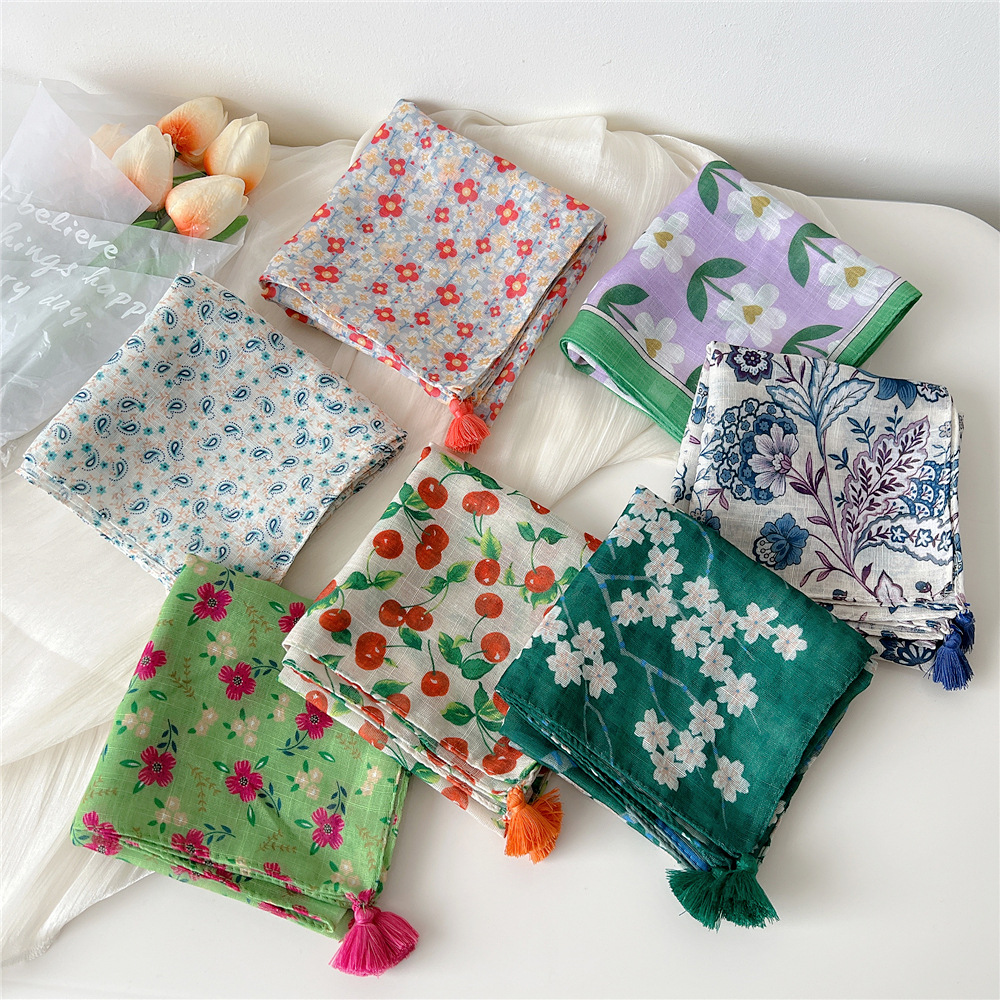 60挂须棉麻小方巾丝巾女春秋护颈百搭头巾装饰领巾时尚洋气围巾