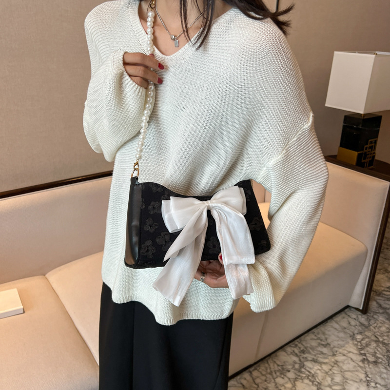 Fresh Bow Small Bag for Women 2022 New Korean Style Fashionable Solid Color Lace Underarm Bag Pearl Chain Messenger Bag