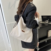 流行简约包包女bags2023冬季新款潮时尚休闲单肩斜挎包通勤大包包