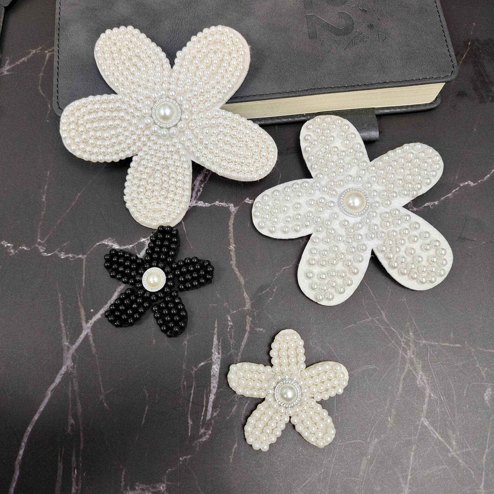 手工钉珠花
