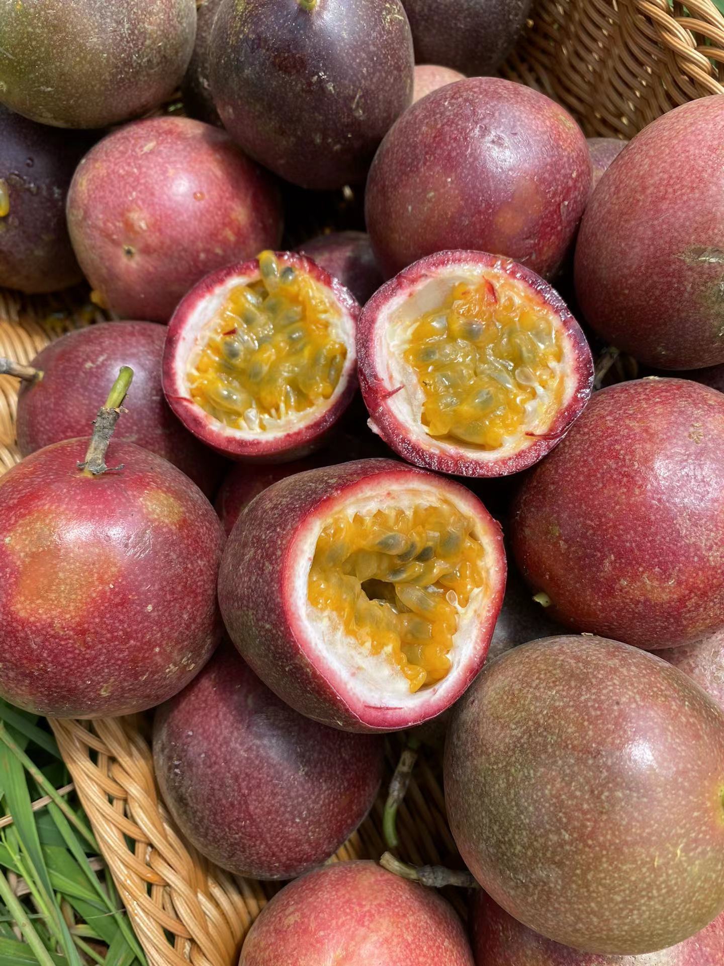 一件代发现货紫色百香果新鲜热带水果5斤当季时令西番莲 鸡蛋果