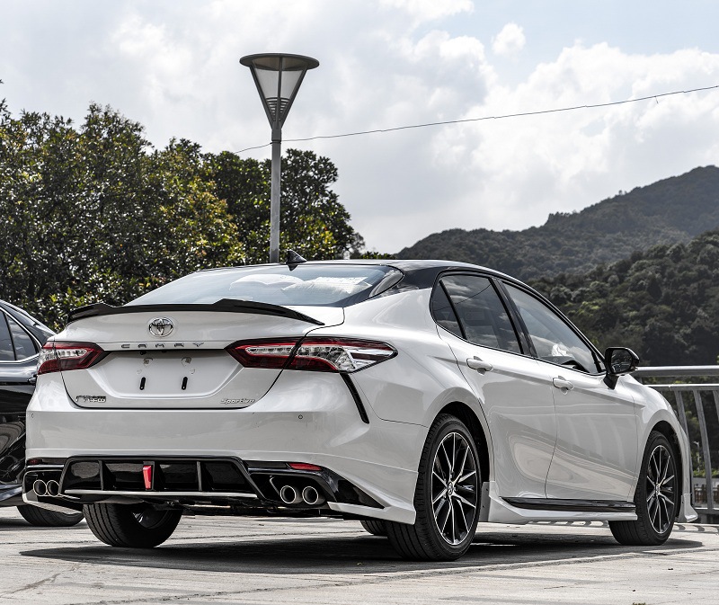 适用2021款丰田8代凯美瑞运动/豪华版大小包围前唇后唇 侧裙 尾翼