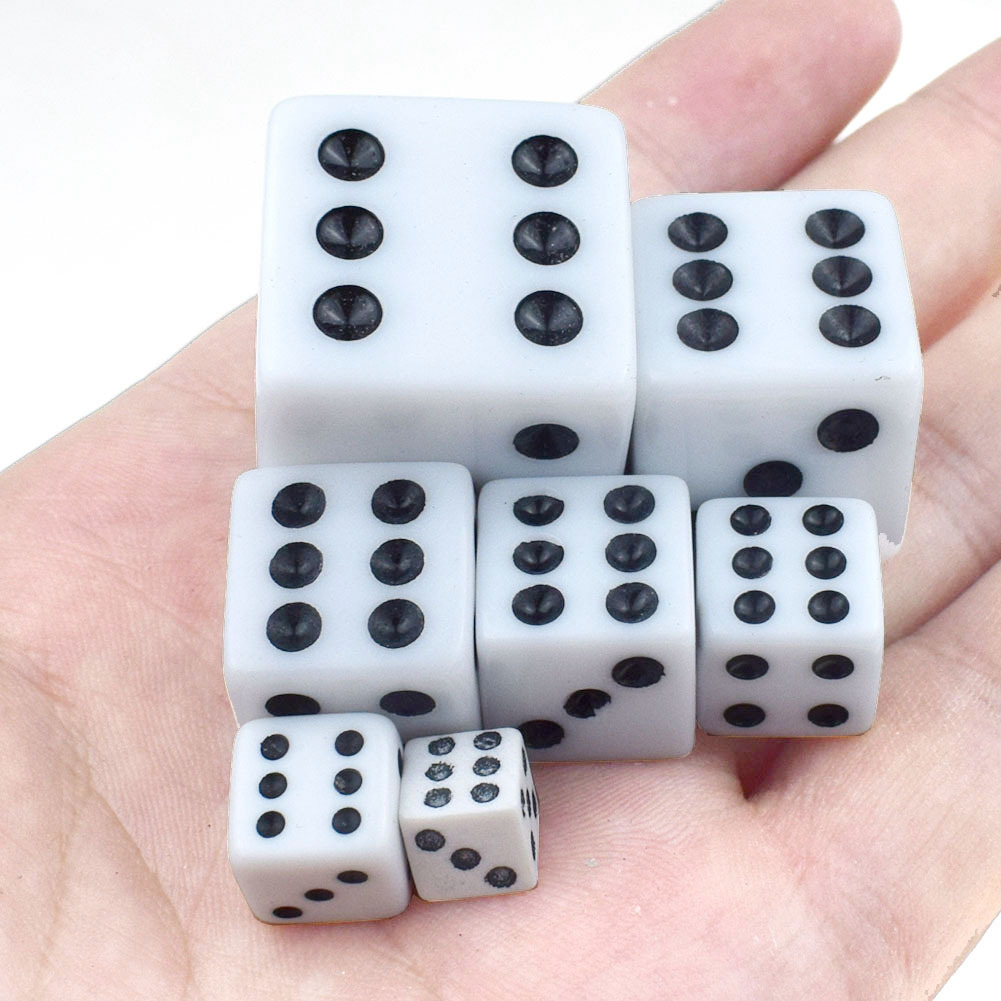 20号18mm全新塑料小骰子魔术道具配件小玩具娱乐玩具速卖通货源