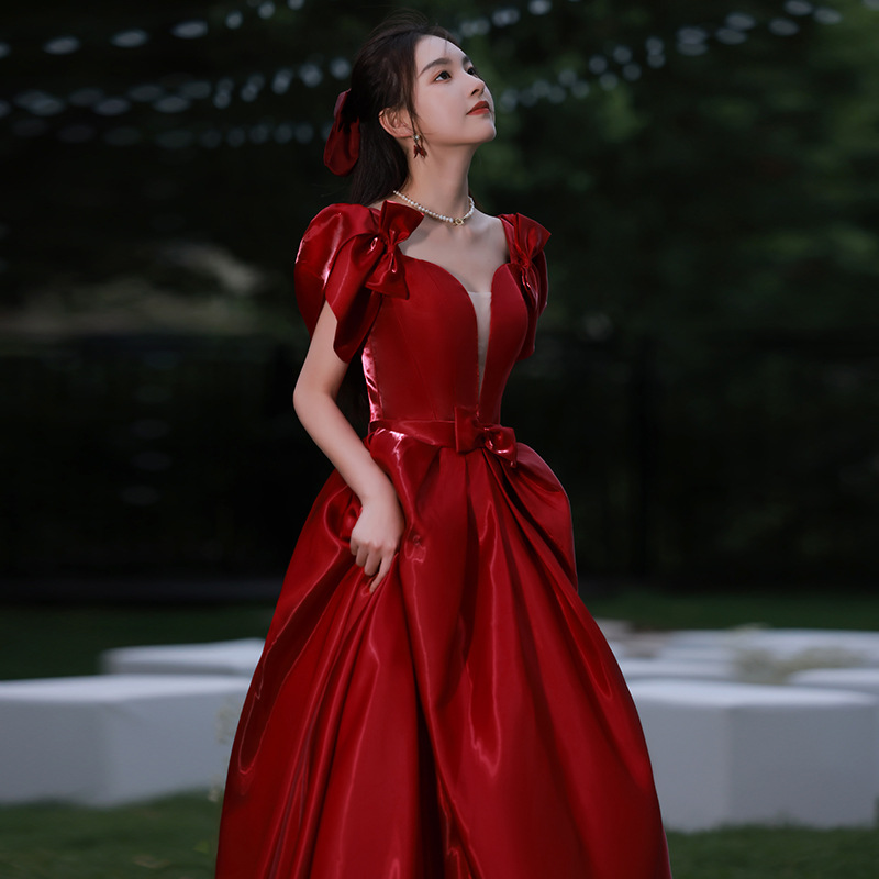高端定制酒红色晚礼服无袖缎面露肩一字肩优雅气质显瘦修身婚礼-报价