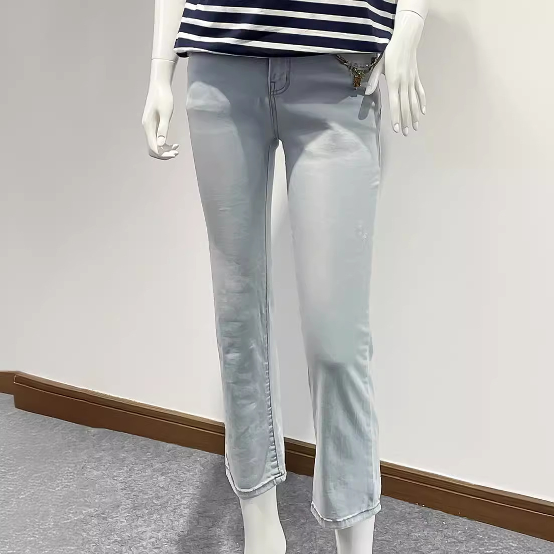 高腰弹力浅蓝色窄版水洗烟管牛仔裤百搭修身显瘦九分直筒裤-阿里巴巴