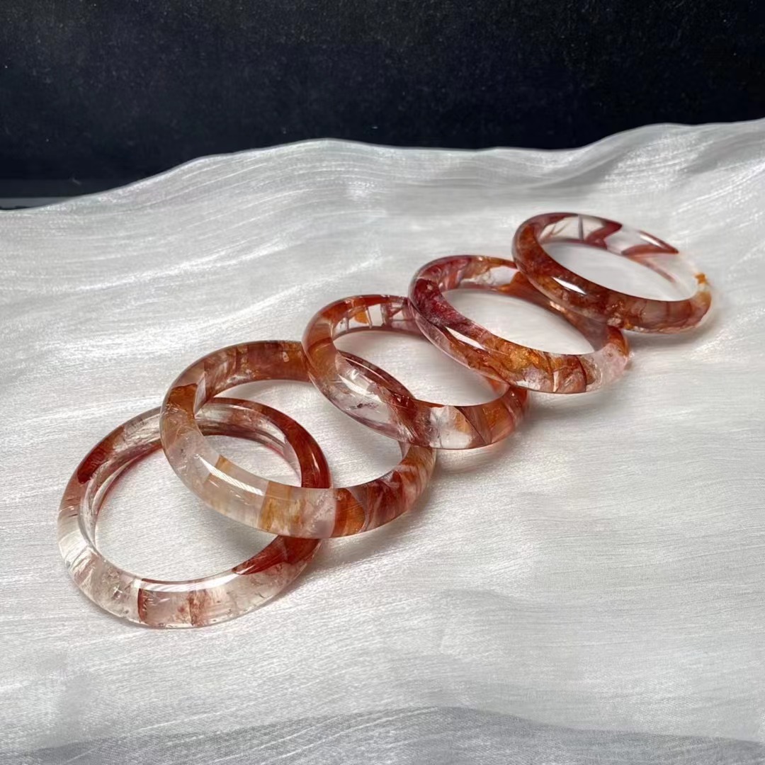 天然红胶花手镯女款鲜艳锦鲤色个个带彩虹亮片晶体通透批发直销