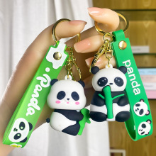 创意抱竹熊猫钥匙扣卡通情侣可爱熊猫挂件扣配饰书包包小礼品批发