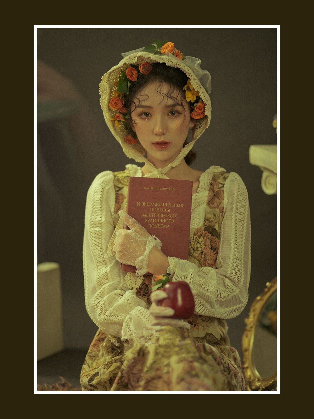 复古怀旧水墨碎花连衣裙写真个人艺术照服森系宫廷风影楼主题服装