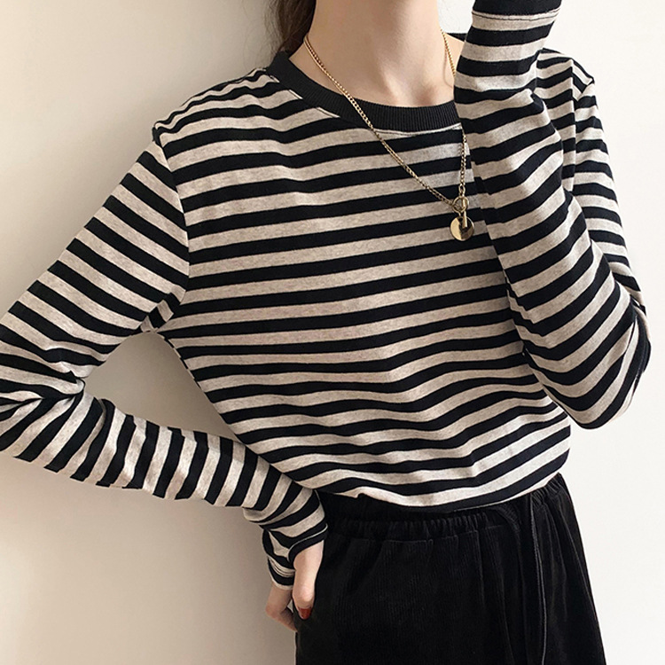 秋季新款时尚简约宽松条纹长袖t恤女韩版休闲潮流内搭上衣打底衫