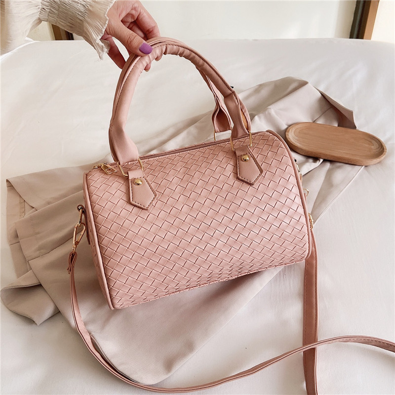 Internet Celebrity 2023 Spring and Summer New Retro Textured Pillow Bag Western Style Solid Color Simple Fashion Shoulder Messenger Bag