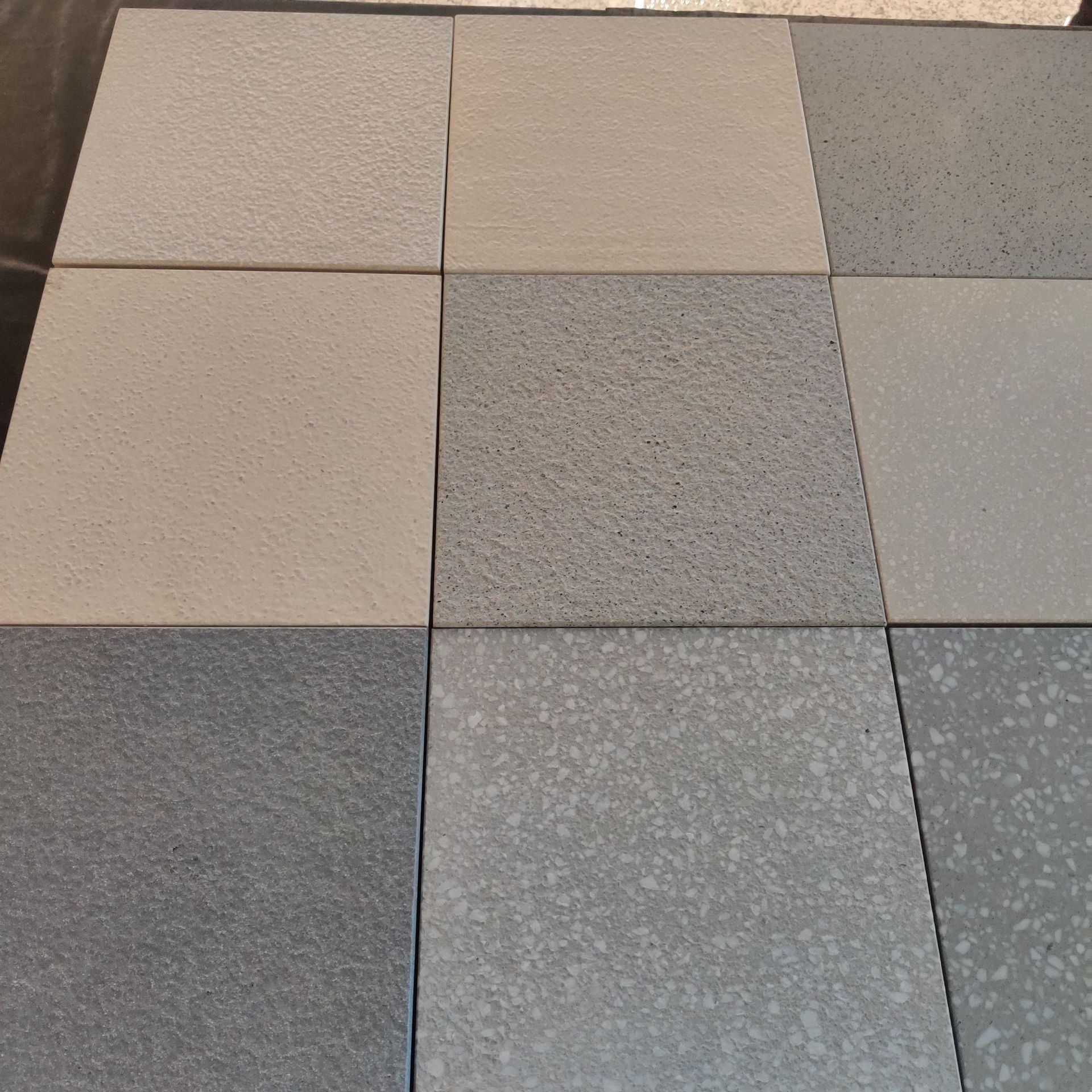 火烧面人造石水磨石厂家哑光预制板墙面地面台面机场地铁水磨石