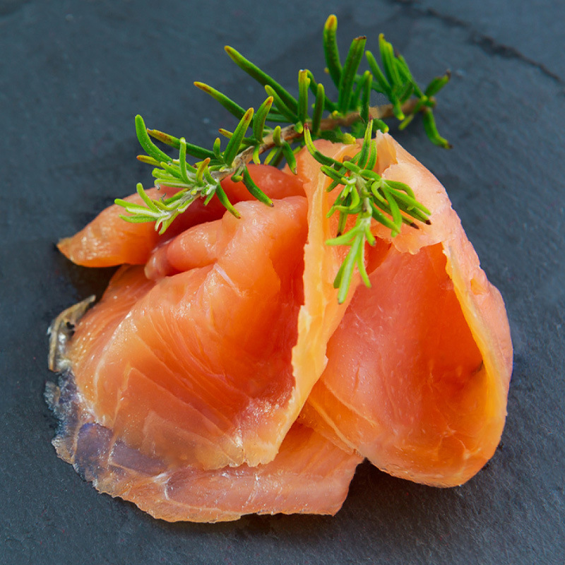 即食烟熏三文鱼切片100g刺身沙拉寿司食材新鲜日料水产生鱼片虹鳟