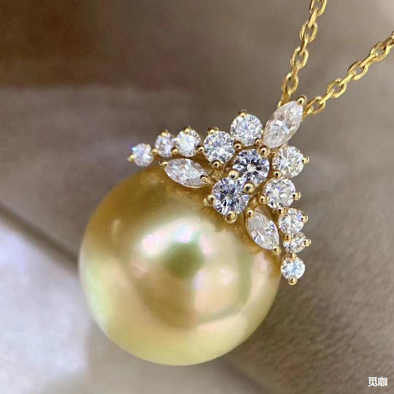 18k金镶嵌天然南洋海水金珠吊坠 13mm 亮浓金 正圆细腻 细腻透亮