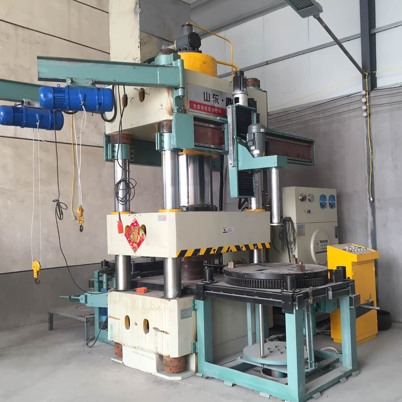 鼎润陶瓷砂轮成型200吨四柱液压机 200t磨料粉末成型双工位油压机