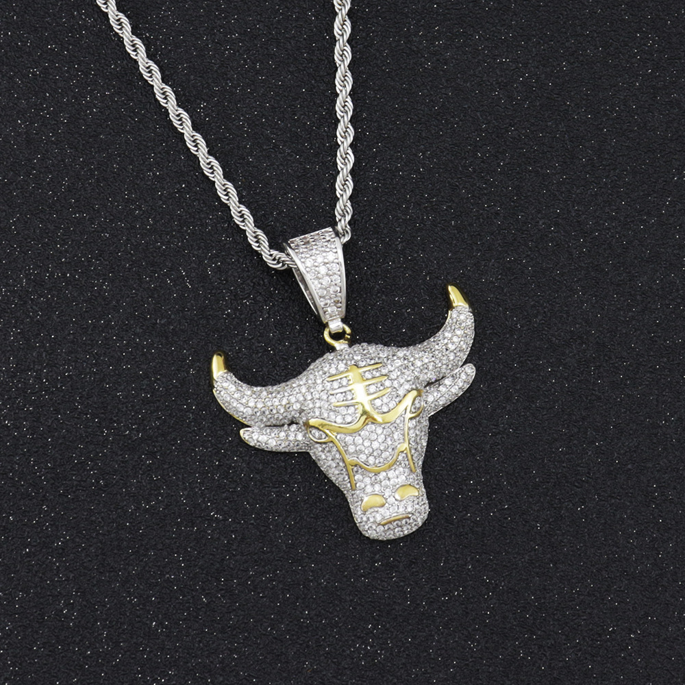 hiphop牛头吊坠欧美嘻哈饰品公牛球队项链微镶锆石个性亚马逊