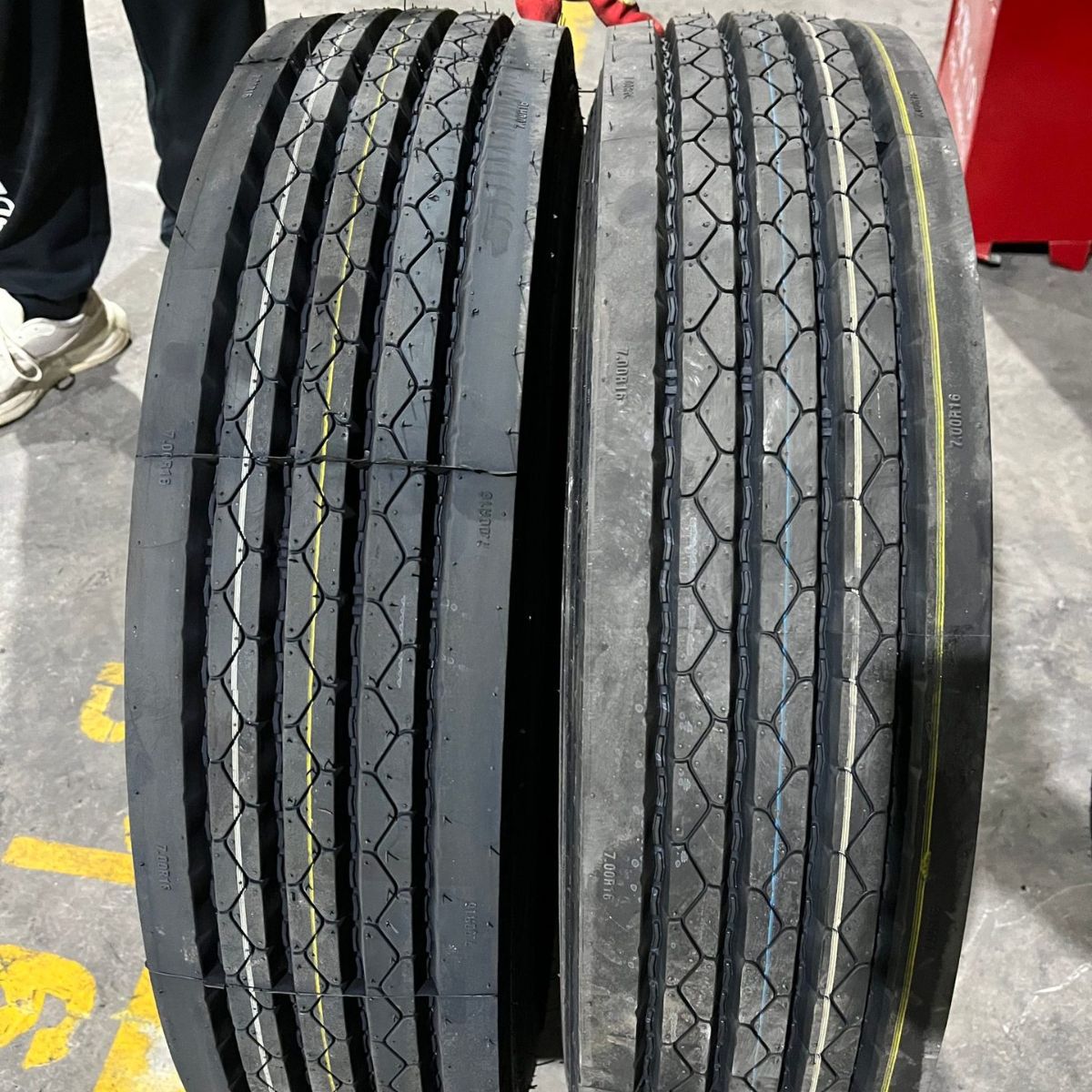 700r16 凡路通四线(三包) 三包全钢丝货车轮胎 工厂现货直发-阿里巴巴