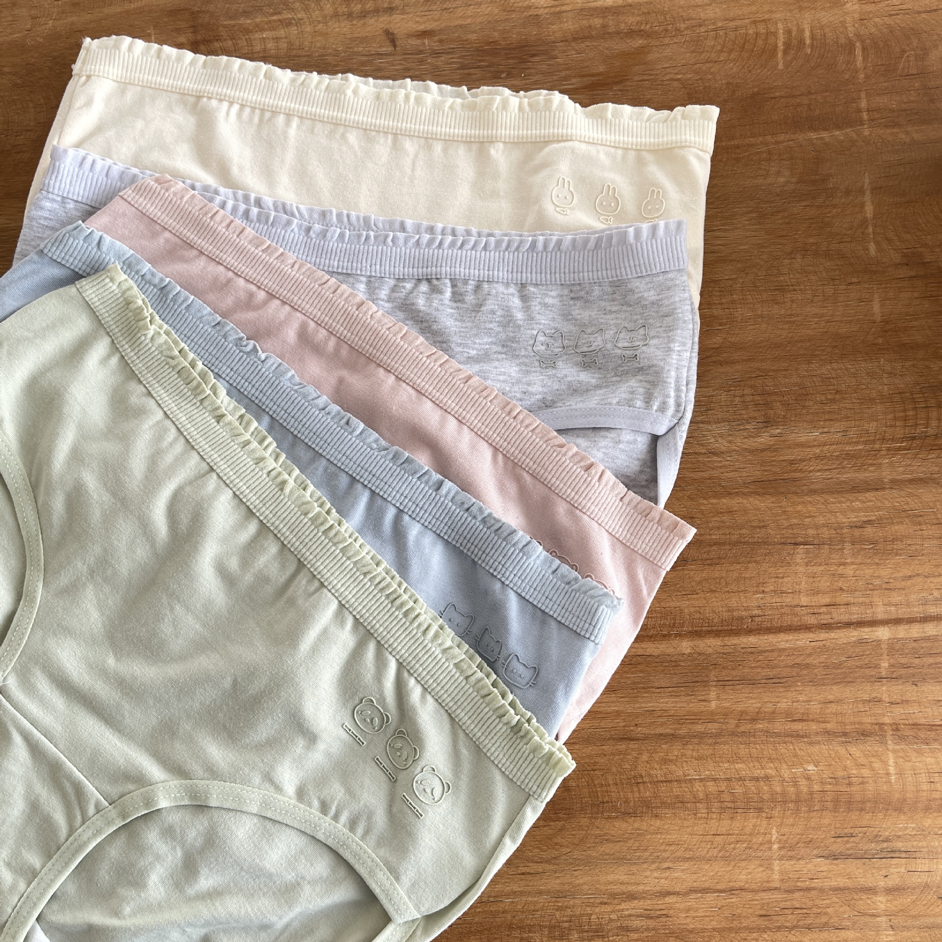 Ka Meow ~ Student Underwear Women's Cotton Summer Solid Color Mid-Waist Seamless Japanese Cotton Crotch Simple Girl Briefs