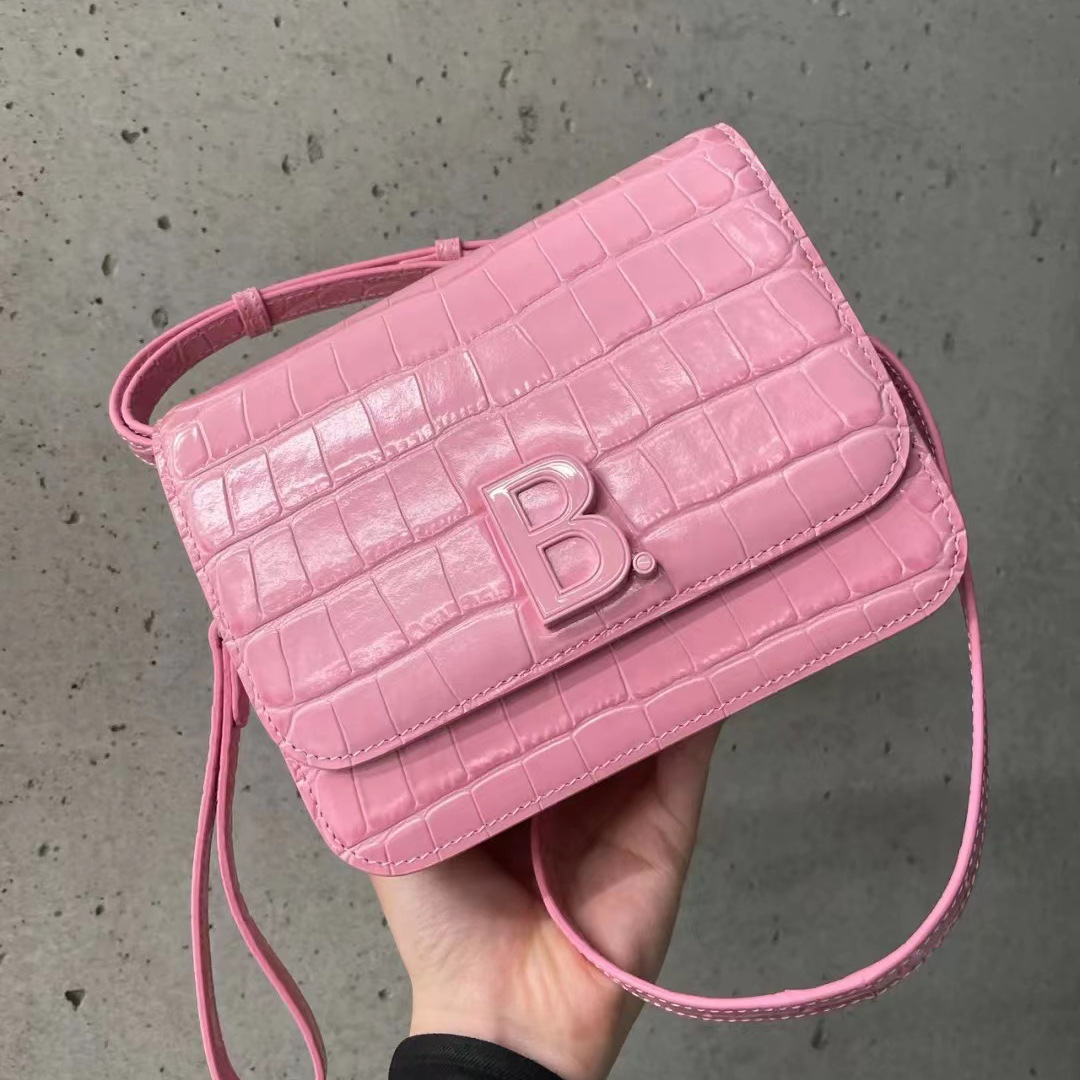 真皮包包女鳄鱼纹粉色豆腐包b字扣小方包单肩斜挎包 2022夏季新款