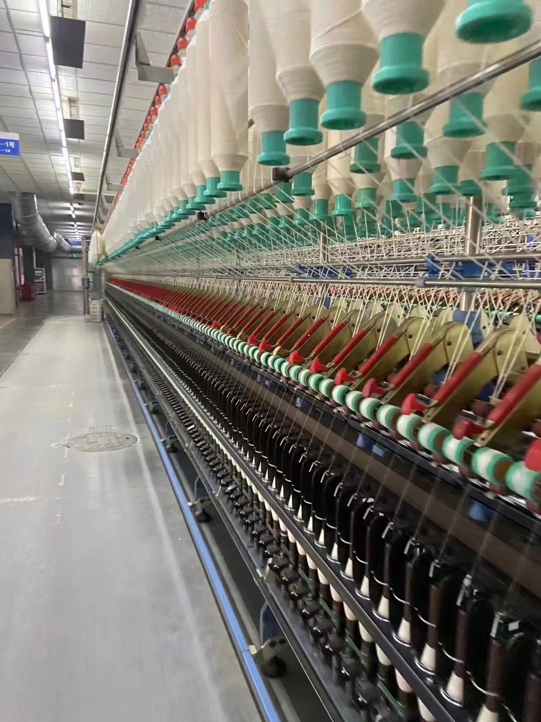 恒天1516c细纱机480锭油浴车头带德国勒茨变频常德摇架同和27罗拉