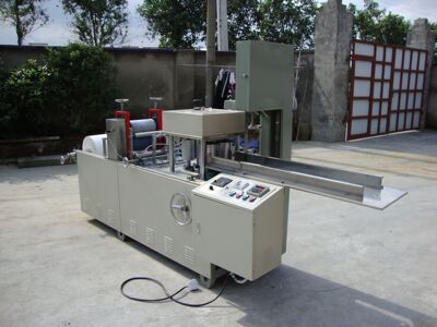 湿巾折叠机 无纺布折叠机餐巾纸折叠机 折叠机厂家