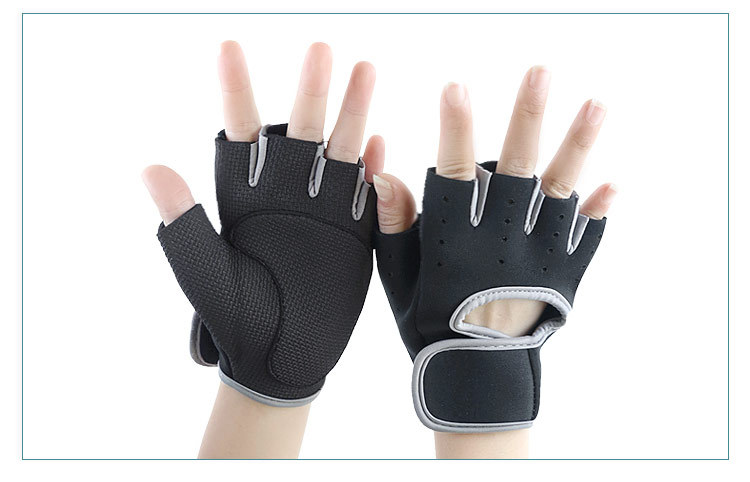 运动护手套男女哑铃器械单杠锻炼护腕健身房训练半指运动引体向上