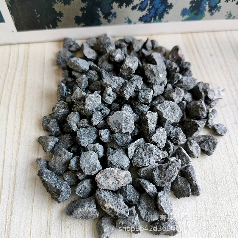 供应公路铺路用玄武岩石子碎石 玄武石机制石子 灰色玄武岩石子