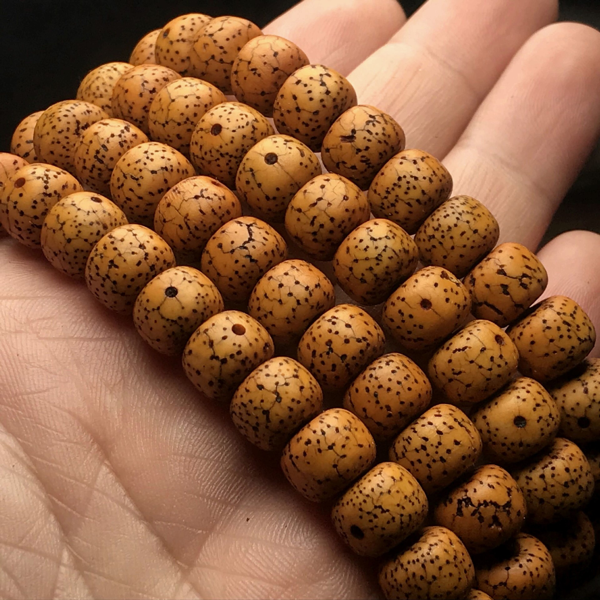 海南星月菩提子 做旧黄金籽开片星月菩提 108颗念珠佛珠挂饰
