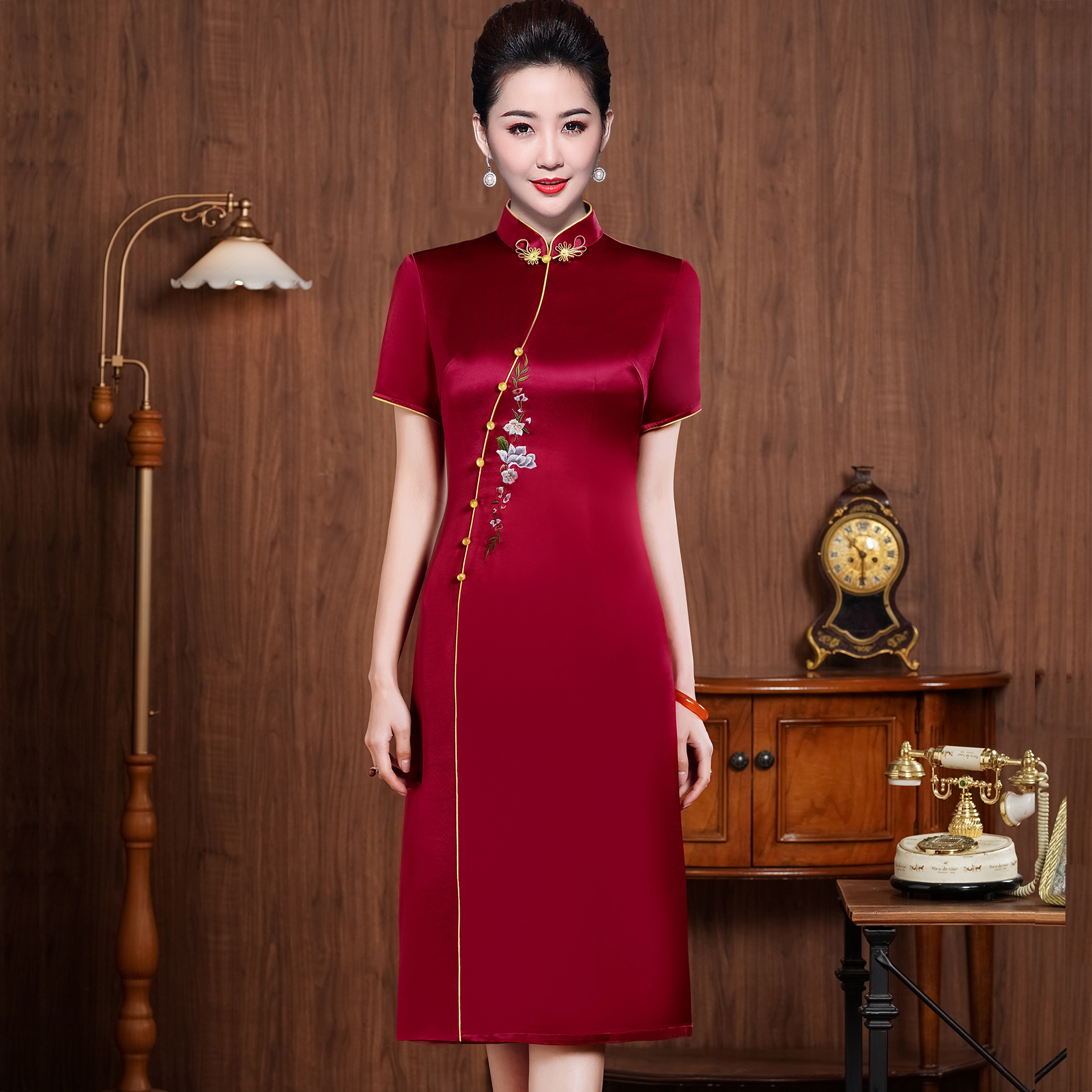 深圳高端礼服新款婚宴旗袍2022夏季新款姨婆婆妈妈装连衣裙一件代