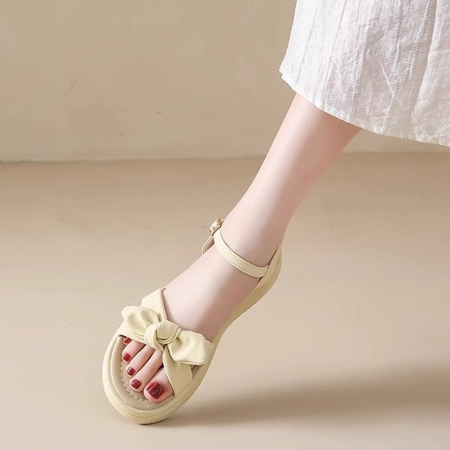 2024春夏新款厚底休闲沙滩凉鞋女蝴蝶结轻便学生一字带仙女风凉鞋