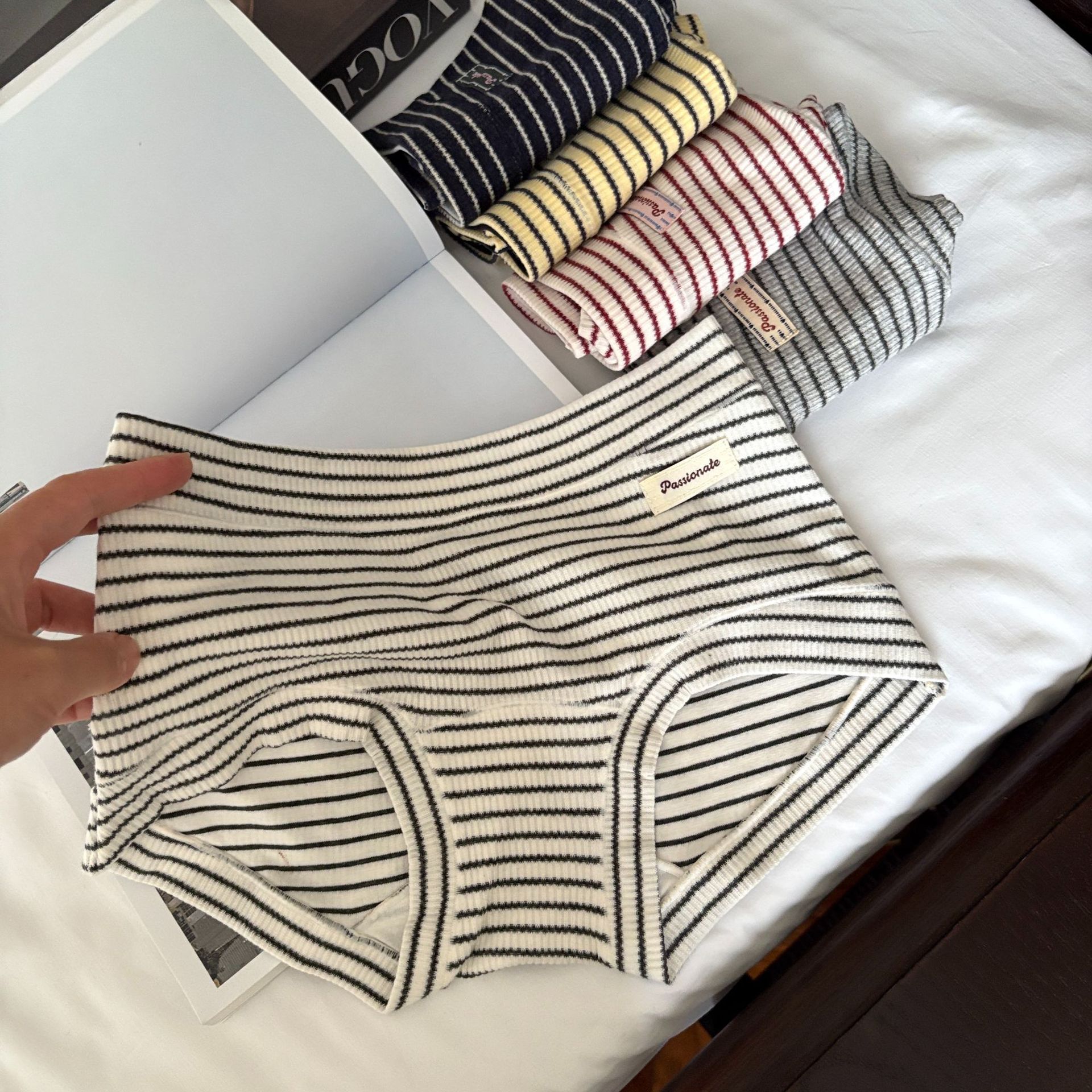 强推6130美式复古运动风无尺码弹力大条纹运动风纯棉平角裤四角裤