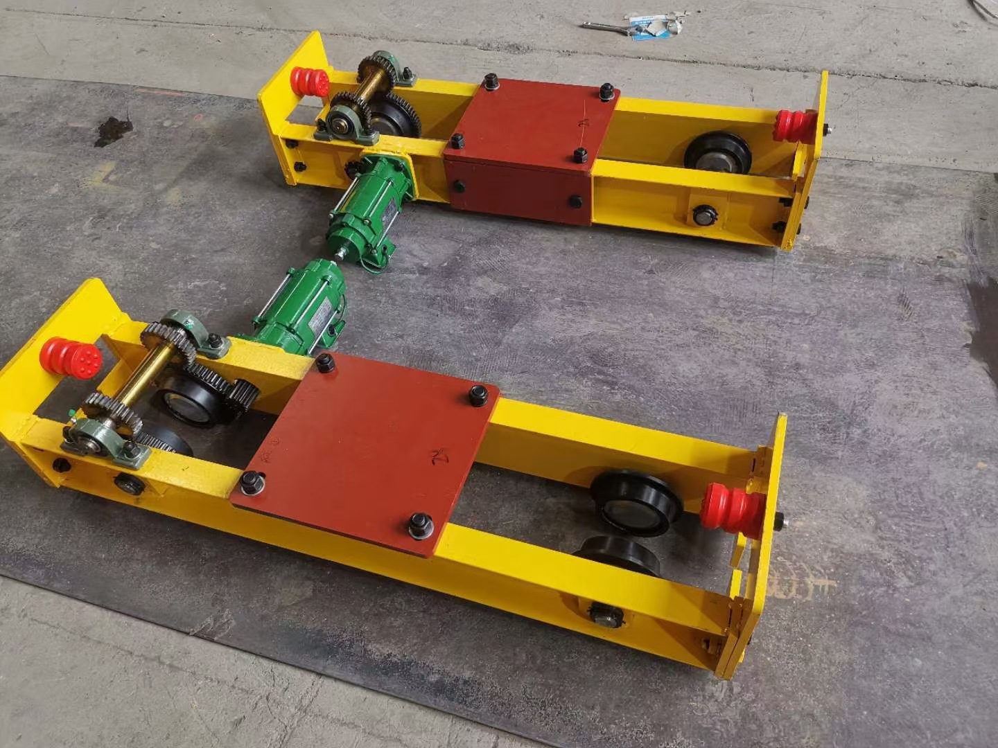 行车端梁头天吊单梁行走地梁天车端梁200-300轮400轮起重机端梁