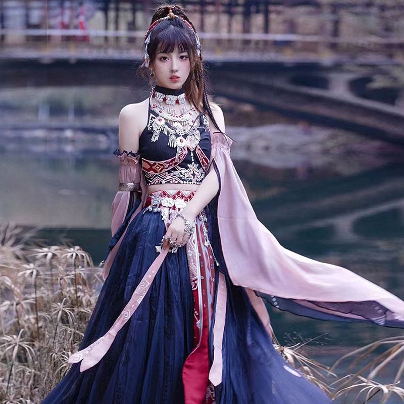 云南丽江异域风情服装新款汉服女成人苗疆哈尼族春秋款中国风古装