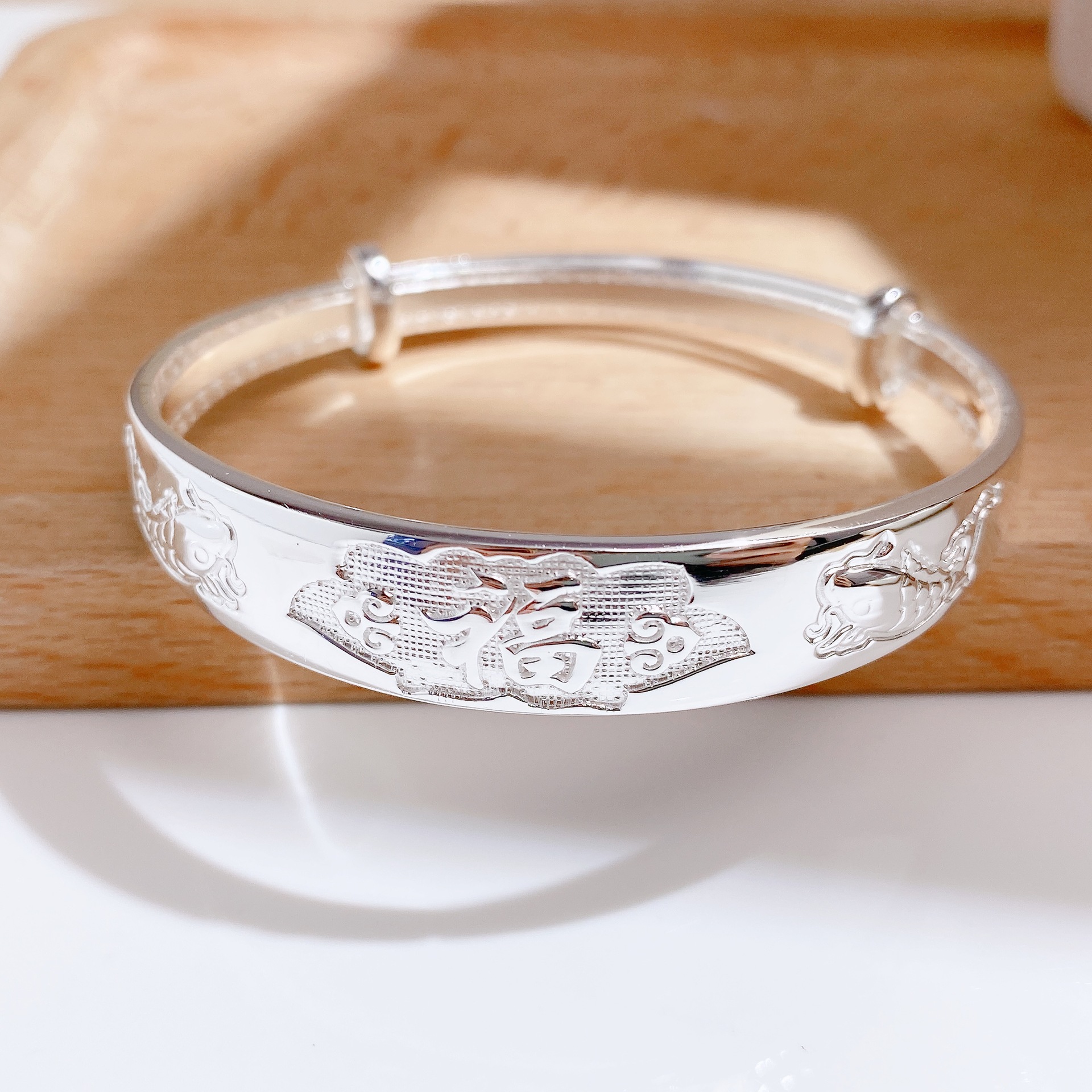 999宽面福字雕花足银手镯 千足银光面实心简约送妈妈开口纯银镯子