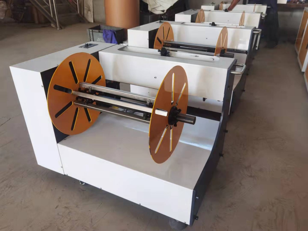 三边封收边机,卷材费料收边机.高速收边机