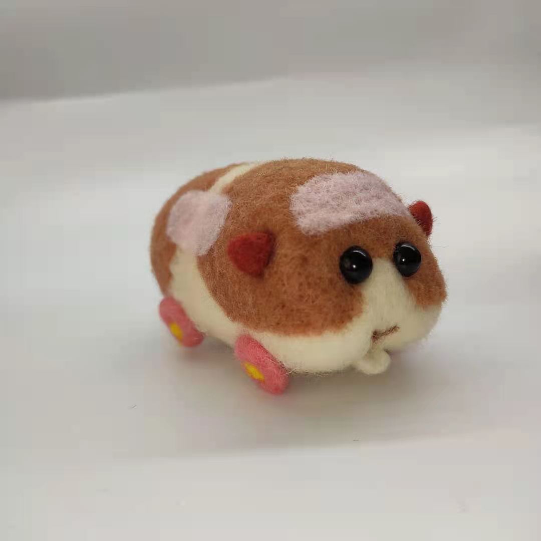 羊毛毡 天竺鼠车车车车成品 娃娃机挂件长 7厘米 成品