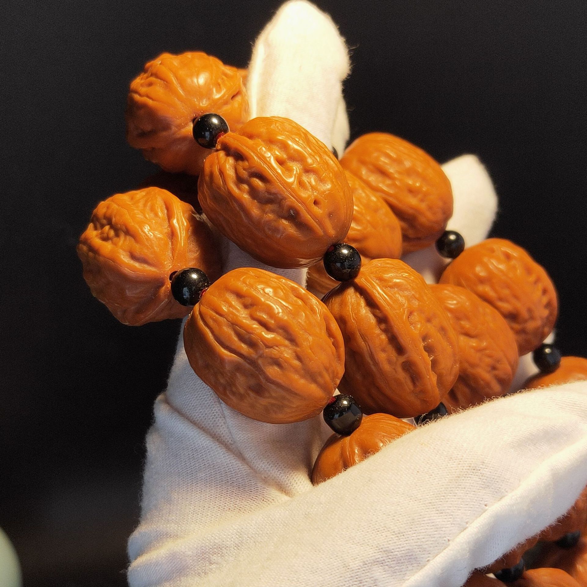 文玩核桃手串 京八棱核桃 门头沟桃核 龙纹脑纹官帽桃核产地批发